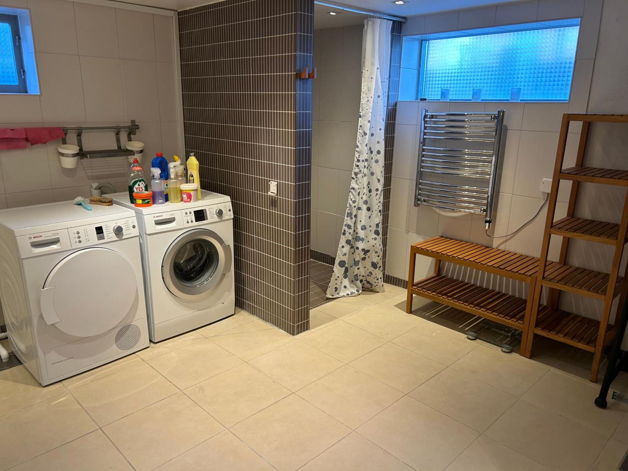 Apartamento Kaellarlaegenhet Floragatan Halmstad Exterior foto
